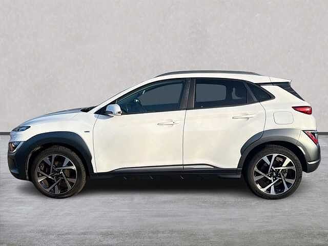 Hyundai KONA 1.0 T-Gdi Mhev Premium Suv 5Dr Petrol Hybrid Manual Euro 6 (S/S) (120 Ps) Atlas White