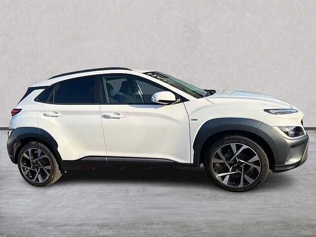 Hyundai KONA 1.0 T-Gdi Mhev Premium Suv 5Dr Petrol Hybrid Manual Euro 6 (S/S) (120 Ps) Atlas White