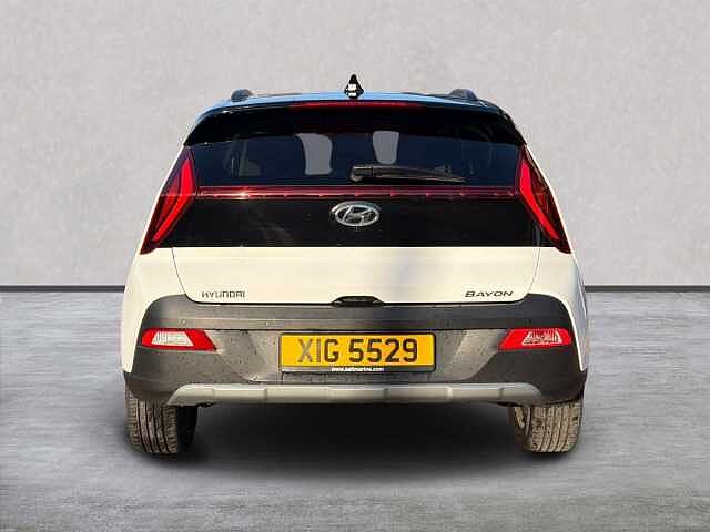 Hyundai BAYON 1.0 T-Gdi Mhev Ultimate Suv 5Dr Petrol Hybrid Dct Euro 6 (S/S) (120 Ps) Atlas White