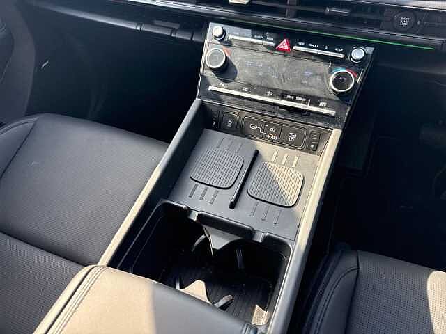 Hyundai SANTA FE 1.6 H T-Gdi Calligraphy Suv 5Dr Petrol Hybrid Auto 4Wd Euro 6 (S/S) (7Seat) (215 Olive Green