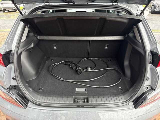 Hyundai KONA 64Kwh Ultimate Suv 5Dr Electric Auto (10.5Kw Charger) (204 Ps) Galactic Grey
