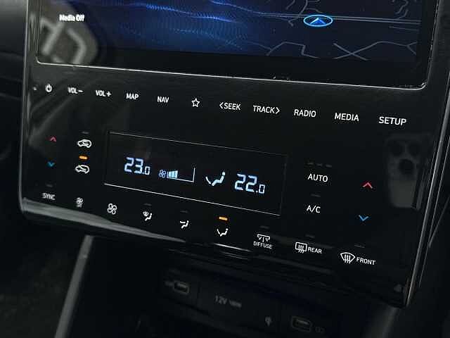 Hyundai TUCSON 1.6 T-Gdi Premium Suv 5Dr Petrol Manual Euro 6 (S/S) (150 Ps) Atlas White