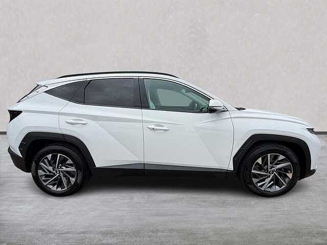 Hyundai TUCSON 1.6 T-Gdi Premium Suv 5Dr Petrol Manual Euro 6 (S/S) (150 Ps) Atlas White