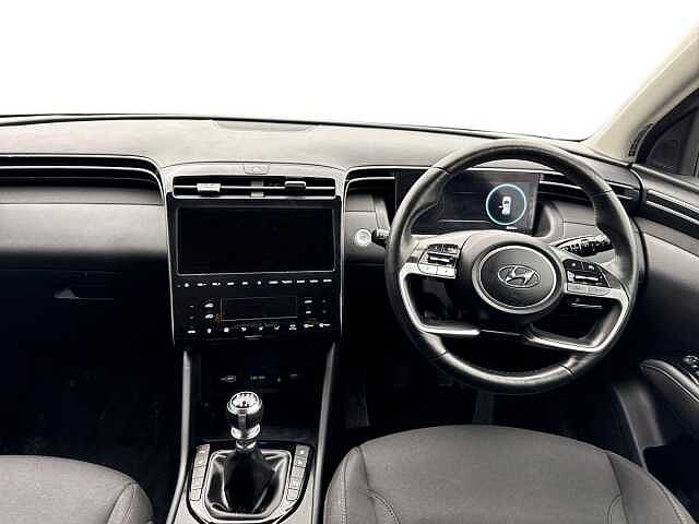 Hyundai TUCSON 1.6 T-Gdi Premium Suv 5Dr Petrol Manual Euro 6 (S/S) (150 Ps) Atlas White