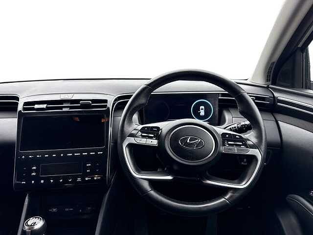 Hyundai TUCSON 1.6 T-Gdi Premium Suv 5Dr Petrol Manual Euro 6 (S/S) (150 Ps) Atlas White
