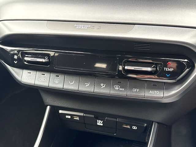 Hyundai BAYON 1.0 T-Gdi Mhev Premium Suv 5Dr Petrol Hybrid Manual Euro 6 (S/S) (120 Ps) Elemental Brass