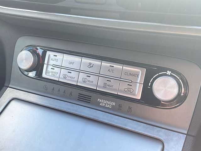 Hyundai KONA 64Kwh Ultimate Suv 5Dr Electric Auto (10.5Kw Charger) (204 Ps)