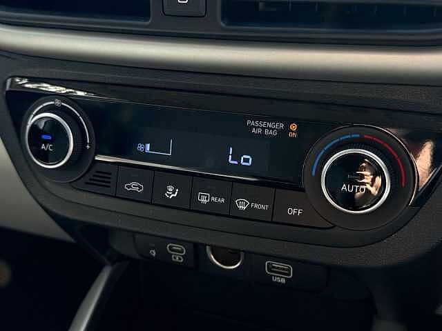 Hyundai I10 1.0 Premium Hatchback 5Dr Petrol Manual Euro 6 (S/S) (63 Ps)