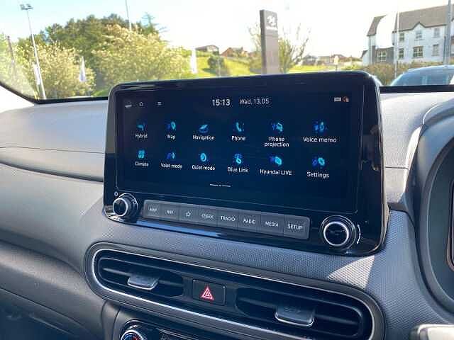 Hyundai KONA 1.6 H-Gdi Premium Suv 5Dr Petrol Hybrid Dct Euro 6 (S/S) (141 Ps)