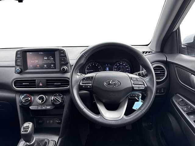 Hyundai KONA 1.0 T-Gdi Play Suv 5Dr Petrol Manual Euro 6 (S/S) (120 Ps) Chalk White