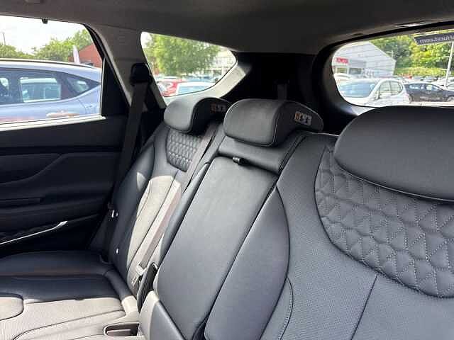 Hyundai SANTA FE 2.2 Crdi Premium Se Suv 5Dr Diesel Auto 4Wd Euro 6 (S/S) 7 Seat (200 Ps)