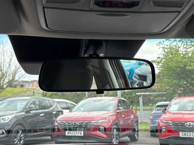 Hyundai I30 1.5 T-Gdi Mhev Advance Hatchback 5Dr Petrol Hybrid Manual Euro 6 (S/S) (140 Ps) Red