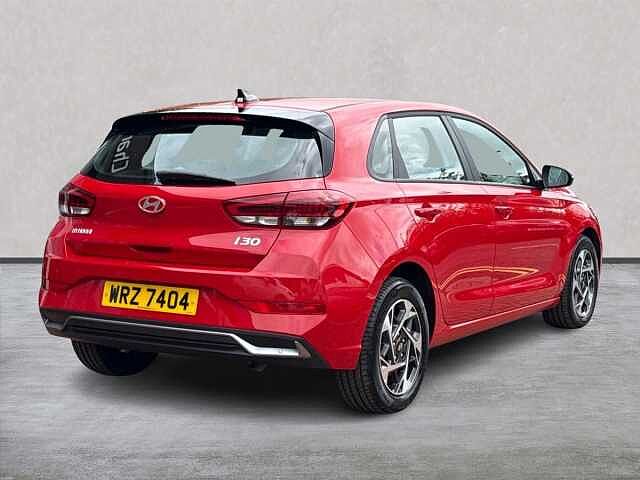 Hyundai I30 1.5 T-Gdi Mhev Advance Hatchback 5Dr Petrol Hybrid Manual Euro 6 (S/S) (140 Ps) Red