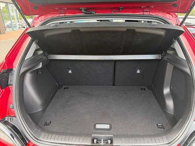 Hyundai KONA 64Kwh Premium Suv 5Dr Electric Auto (10.5Kw Charger) (204 Ps) Ultimate Red