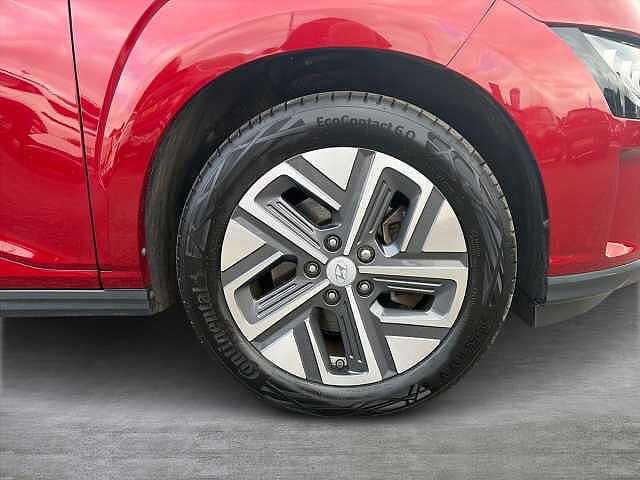 Hyundai KONA 64Kwh Premium Suv 5Dr Electric Auto (10.5Kw Charger) (204 Ps) Ultimate Red