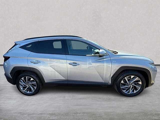 Hyundai TUCSON 1.6 T-Gdi Mhev Premium Suv 5Dr Petrol Hybrid Dct Euro 6 (S/S) (150 Ps) Shimmering Silver