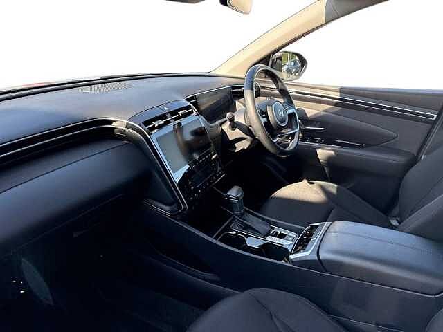Hyundai TUCSON 1.6 T-Gdi Mhev Premium Suv 5Dr Petrol Hybrid Dct Euro 6 (S/S) (150 Ps) Shimmering Silver