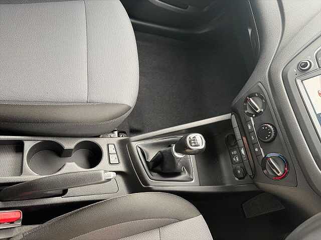 Hyundai I20 1.2 Play Hatchback 5Dr Petrol Manual Euro 6 (S/S) (84 Ps) White