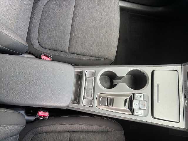 Hyundai KONA 64Kwh Premium Suv 5Dr Electric Auto (10.5Kw Charger) (204 Ps)