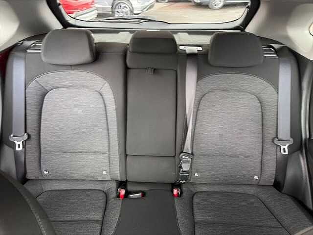 Hyundai KONA 64Kwh Premium Suv 5Dr Electric Auto (10.5Kw Charger) (204 Ps)