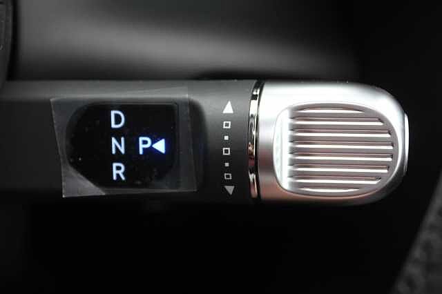 Hyundai INSTER 85kW 02 49kWh 5dr Auto Black
