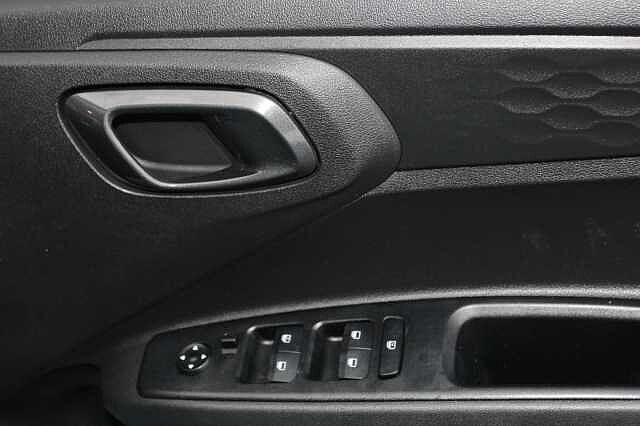 Hyundai i10 1.0 MPi SE Connect 5dr