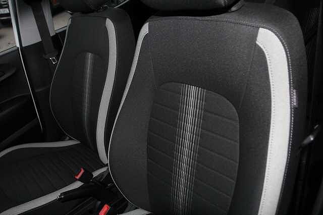 Hyundai I10 1.0 MPi SE Connect 5dr White