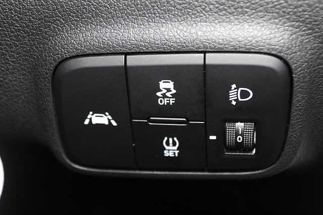 Hyundai I10 1.0 MPi SE Connect 5dr White