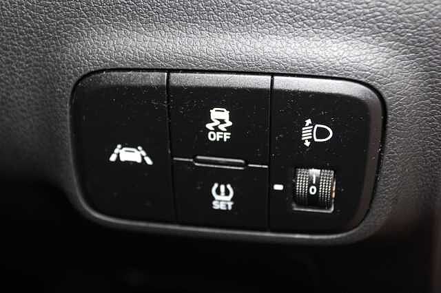 Hyundai I10 1.0 MPi SE 5dr Red