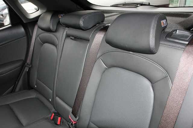 Hyundai KONA 1.6 GDi Hybrid Ultimate 5dr DCT Black