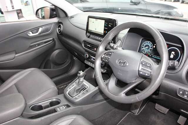 Hyundai KONA 1.6 GDi Hybrid Ultimate 5dr DCT Black