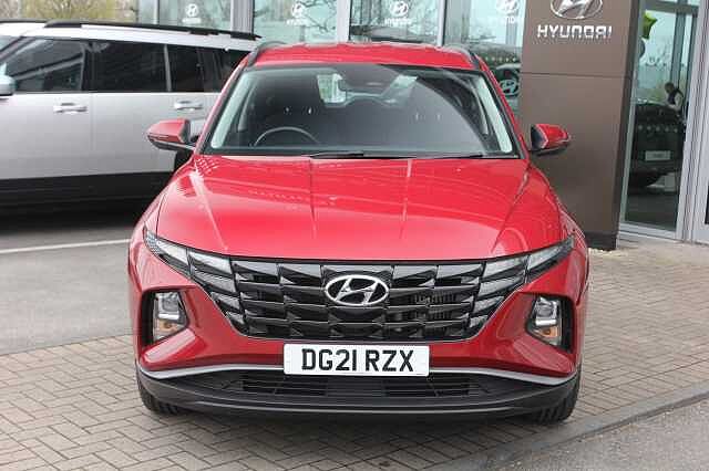 Hyundai TUCSON 1.6 TGDi 48V MHD SE Connect 5dr 2WD Red