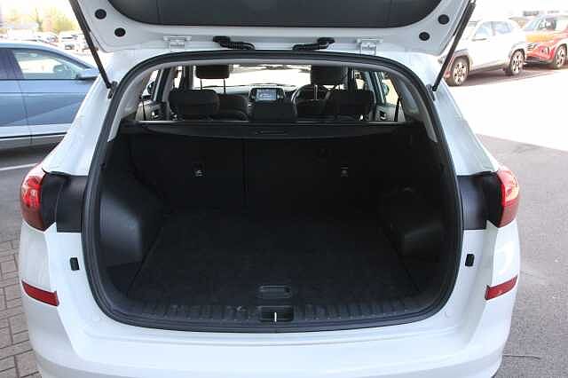Hyundai TUCSON 1.6 GDi S Connect 5dr 2WD White