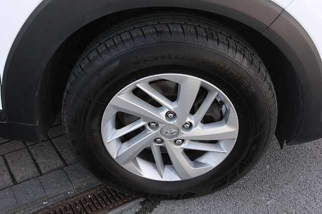 Hyundai TUCSON 1.6 GDi S Connect 5dr 2WD White