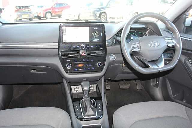 Hyundai IONIQ 1.6 GDi Hybrid Premium 5dr DCT Silver