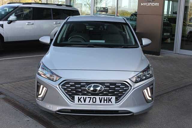 Hyundai IONIQ 1.6 GDi Hybrid Premium 5dr DCT Silver