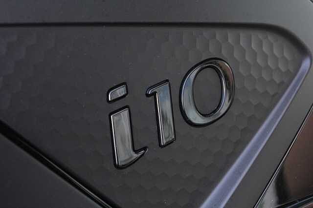Hyundai i10 1.0 [63] Premium 5dr Auto [Nav]