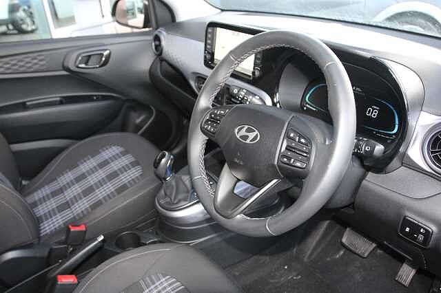 Hyundai i10 1.0 [63] Premium 5dr Auto [Nav]