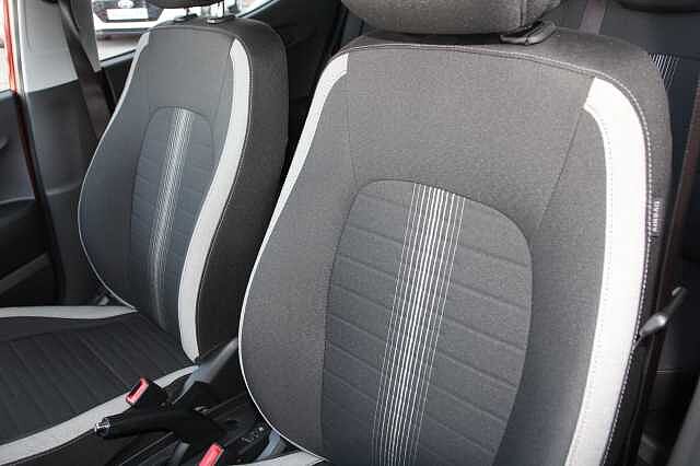 Hyundai i10 1.2 Advance 5dr
