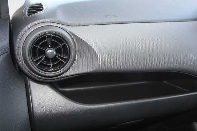 Hyundai i10 1.2 Advance 5dr