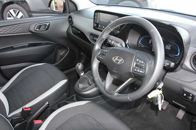 Hyundai i10 1.2 Advance 5dr