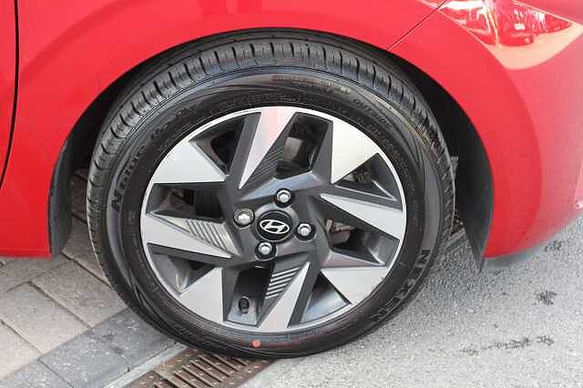 Hyundai i10 1.2 Advance 5dr