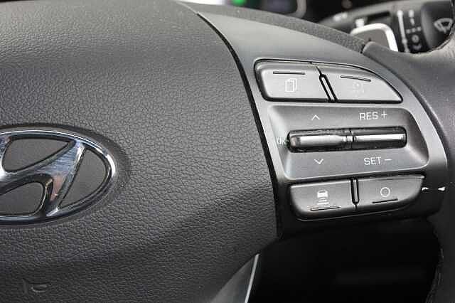 Hyundai IONIQ 1.6 GDi Hybrid 1st Edition 5dr DCT