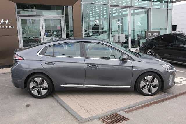 Hyundai IONIQ 1.6 GDi Hybrid 1st Edition 5dr DCT