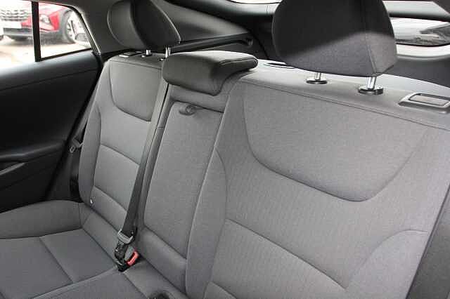 Hyundai IONIQ 1.6 GDi Hybrid 1st Edition 5dr DCT
