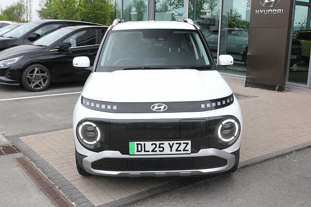 Hyundai INSTER 85kW 02 49kWh 5dr Auto White