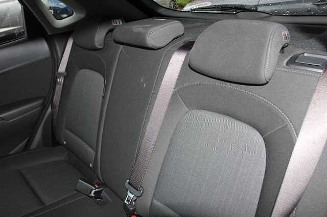Hyundai KONA 1.6 GDi Hybrid Premium 5dr DCT