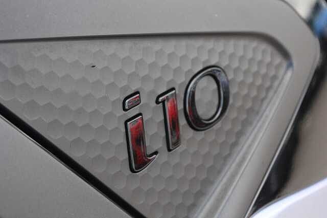 Hyundai i10 1.2 MPi Premium 5dr