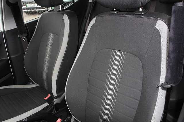 Hyundai i10 1.0 [63] Advance 5dr [Nav]