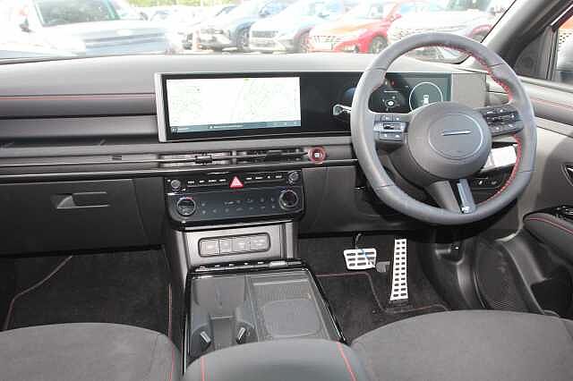 Hyundai TUCSON 1.6T 150 N Line S 5dr DCT White